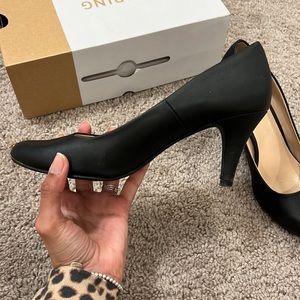 Black pump heels